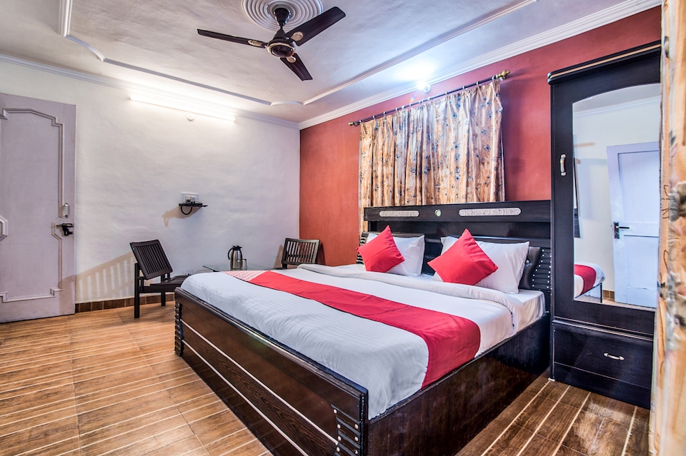 OYO 13736 Hotel Stay Well, Banikhet, Dalhousie
