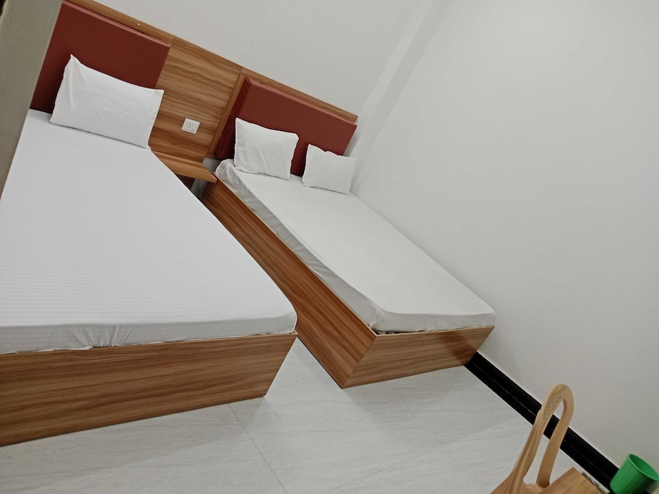 Hotel O RAJ PALACE HOMESTAY B&B, Sarnath Varanasi, Varanasi