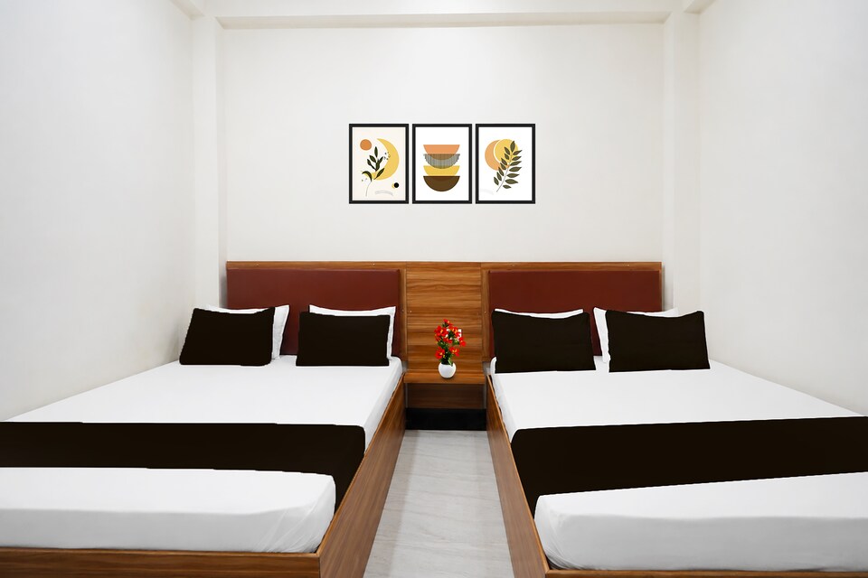 Hotel O RAJ PALACE HOMESTAY B&B, Sarnath Varanasi, Varanasi