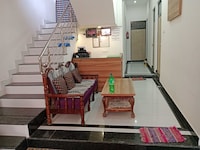 Hotel O RAJ PALACE HOMESTAY B&B