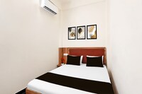 Hotel O RAJ PALACE HOMESTAY B&B