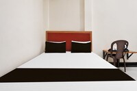 Hotel O RAJ PALACE HOMESTAY B&B
