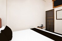 Hotel O RAJ PALACE HOMESTAY B&B
