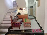 Hotel O RAJ PALACE HOMESTAY B&B