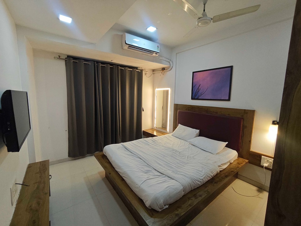 HOTEL O VIP Rooms, Hinjewadi Pune, Pune