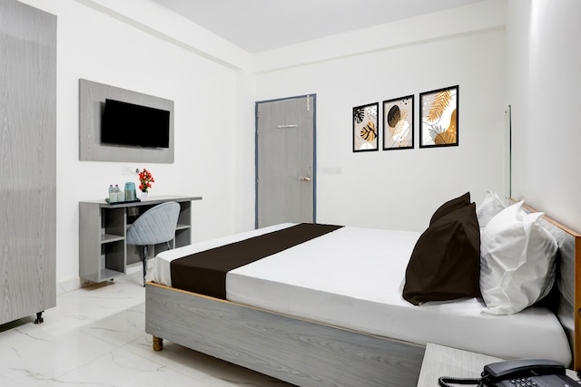Super Townhouse Sector 8 Manesar