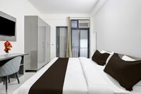 Super Townhouse Sector 8 Manesar