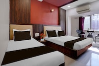 Collection O Asalpha Metro Station Formerly Venture Grand