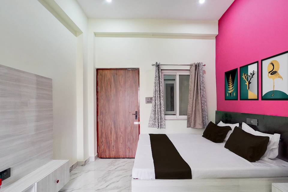 SPOT ON Hotel Suryanjay Inn, Golghar, Gorakhpur