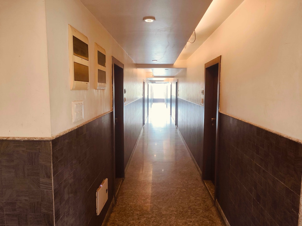 Hotel O The Satyan Inn, Shirdi, Shirdi