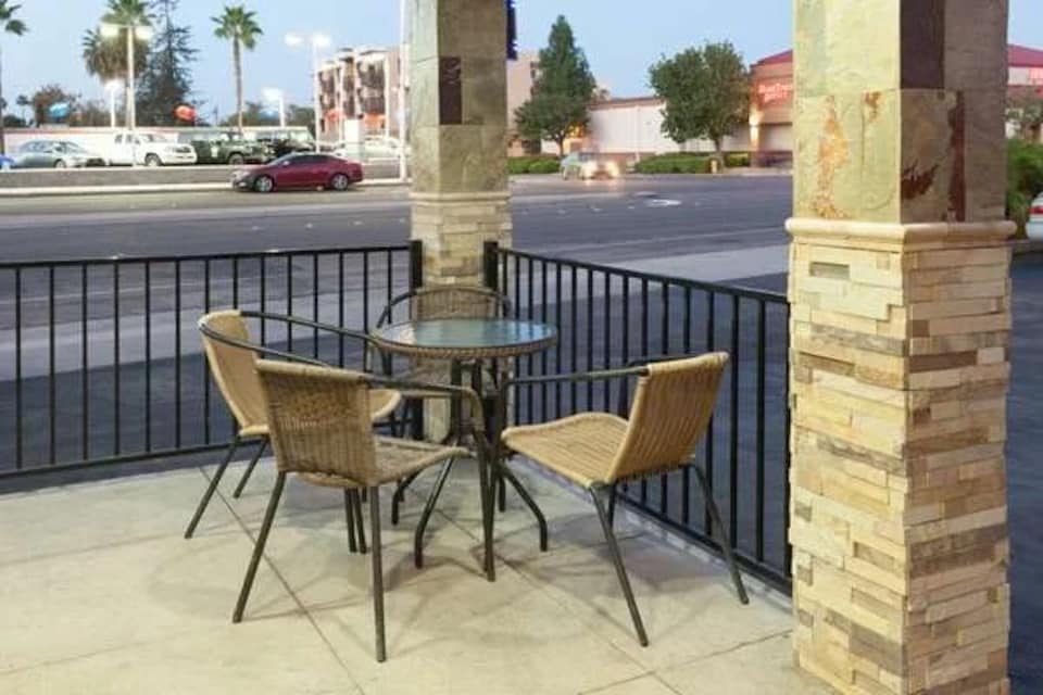 Om Park Inn and Suites El Cajon near San Diego, El Cajon, CA, El Cajon, CA