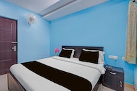 OYO Townhouse SSM Hospital Formerly The Arcas Hotel