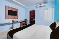 Super OYO Townhouse SSM Hospital Formerly The Arcas Hotel