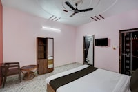 Collection O Gorakhpur Mandir Formerly Pavitra Palace