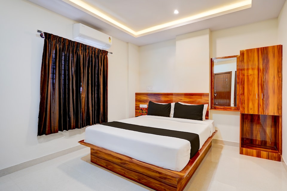 Hotel O ASHRAYA PARADISE, KR Puram Bangalore, Bangalore