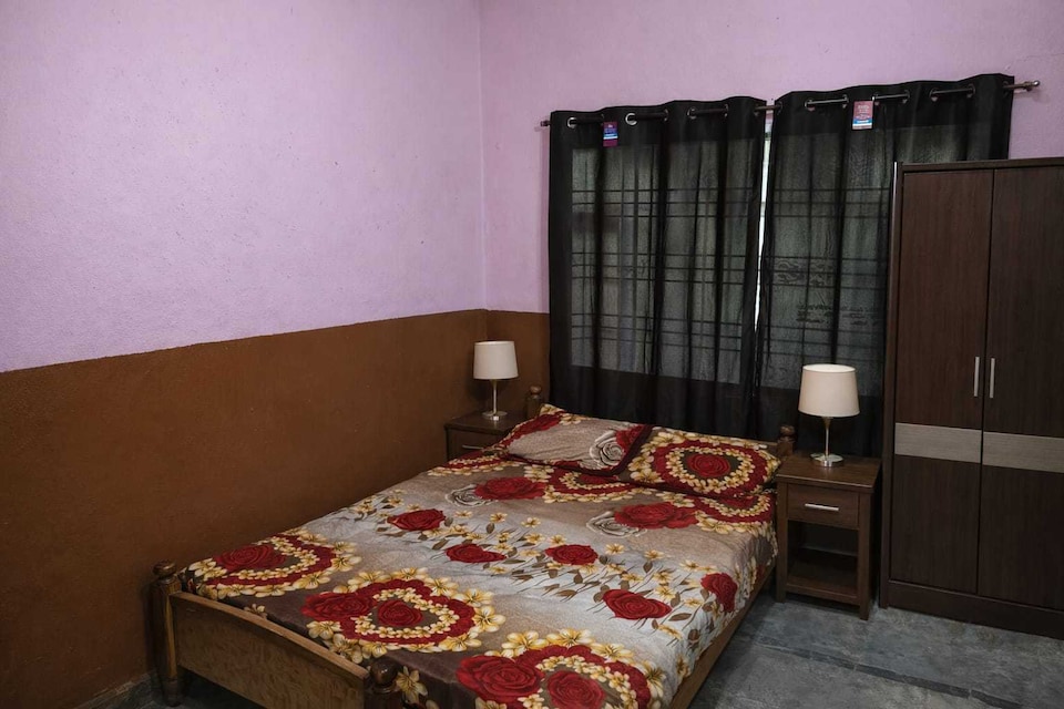 SPOT ON Ok Lodging, Mukhed, Nanded