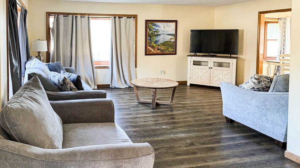 Studio 6 Lake George, NY - Adirondacks, C12845-5, Albany NY