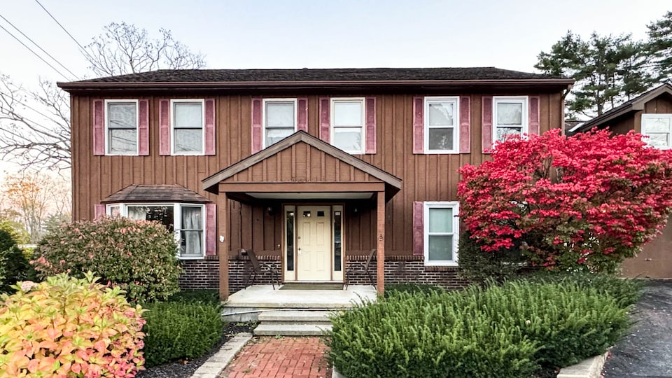 Motel 6 Lake George, NY – Adirondacks, C12845-5, Albany NY