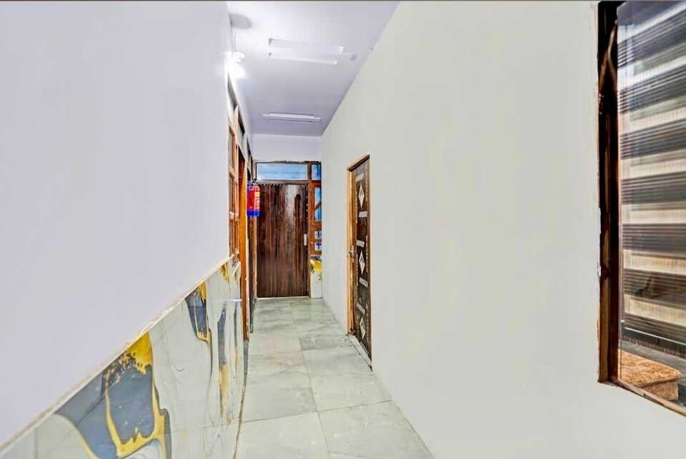 SPOT ON Moon Star Luxury Hotel, Pilkhuwa, Pilkhuwa