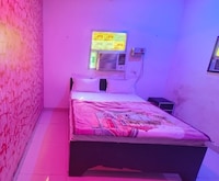 SPOT ON Hotel Sky Moon Oyo