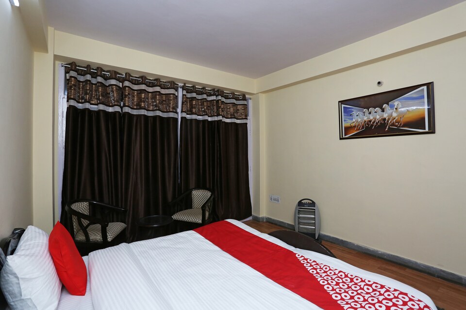 OYO 13762 Home Peaceful 2BHK Kasumpti, Chotta Shimla, Shimla
