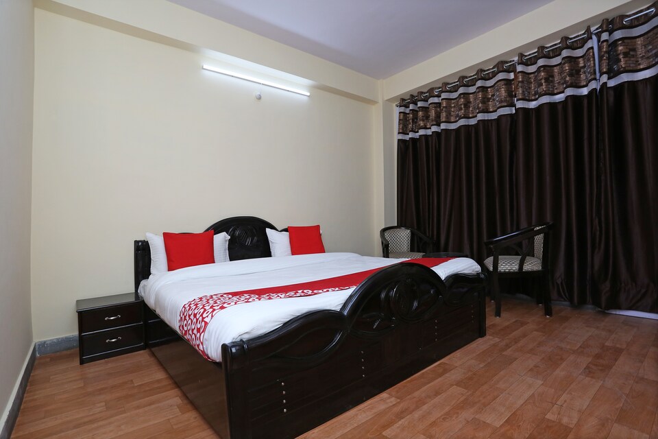 OYO 13762 Home Peaceful 2BHK Kasumpti, Chotta Shimla, Shimla
