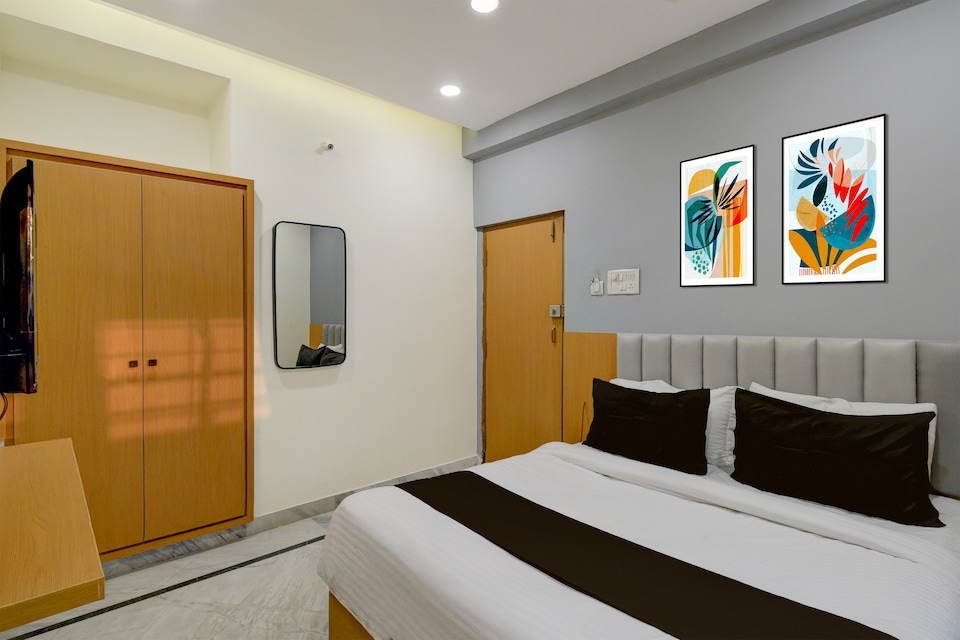 Hotel V CHECK INN, Gachibowli, Hyderabad