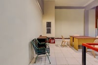 Hotel O near Ahmad Yani International Airport formerly North Bay Residence