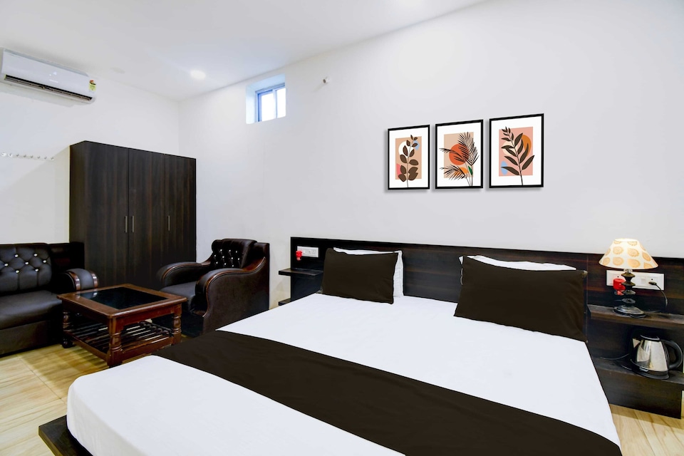 OYO 843380 AVANI'S HOTEL, Khagaria, Khagaria