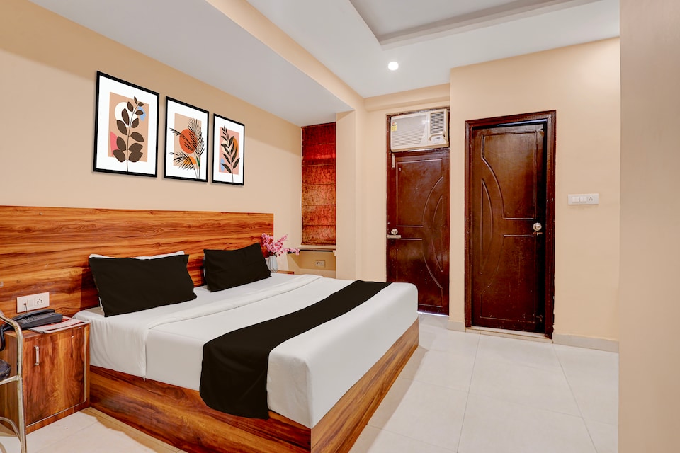 Hotel O The Happiness Hotel, Kanpur Railway Station, Kanpur