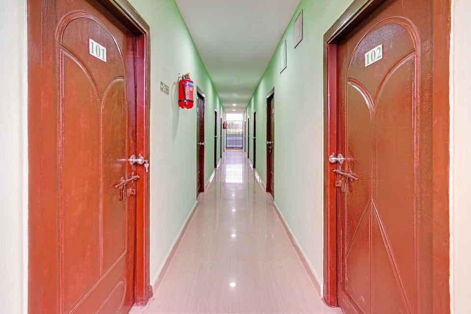 Hotel O Jodimetla Bus Stand, LB Nagar-Uppal, Hyderabad