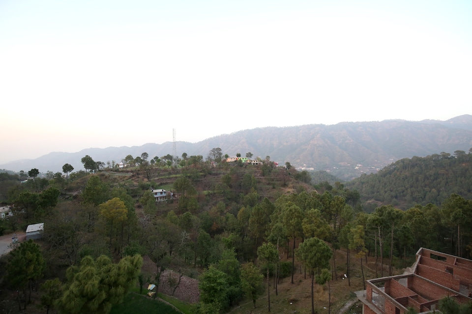 OYO Home 13768 Penthouse 3BHK, Kasauli, Kasauli