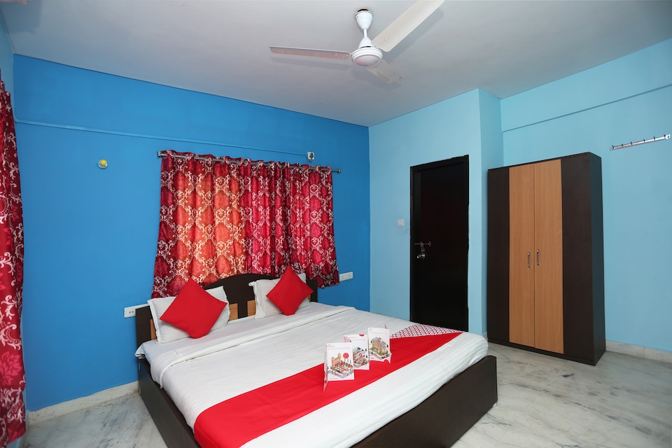 OYO Flagship 13770 Shuvam Guest House, Rajarhat Kolkata, Kolkata