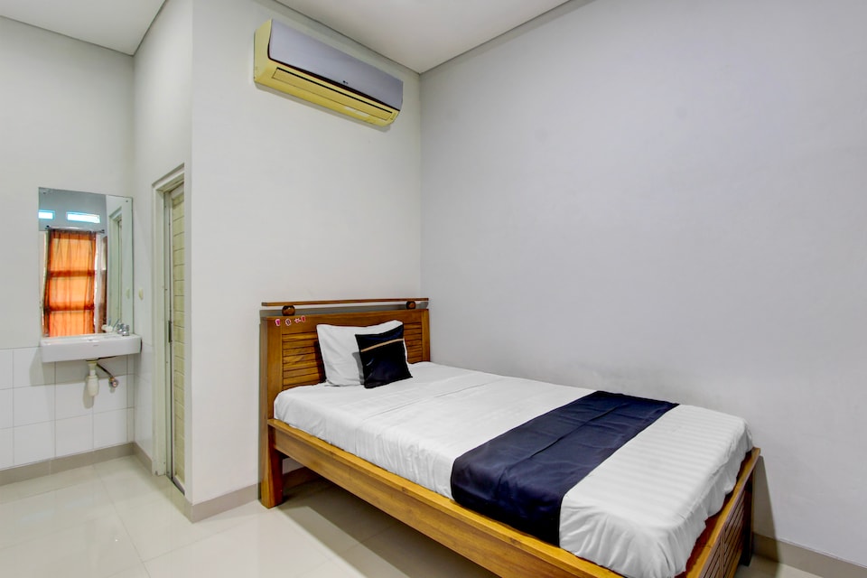 Hotel O House Of Fosil Syariah, Semarang, Semarang