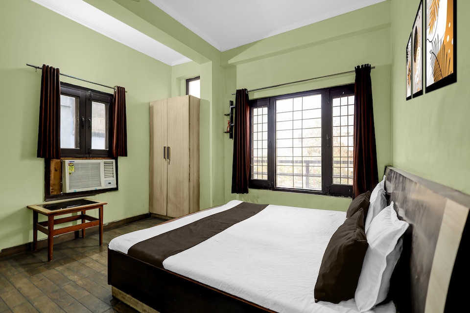 The Royal Aman Hotel O and Restaurant, Rudrapur, Rudrapur