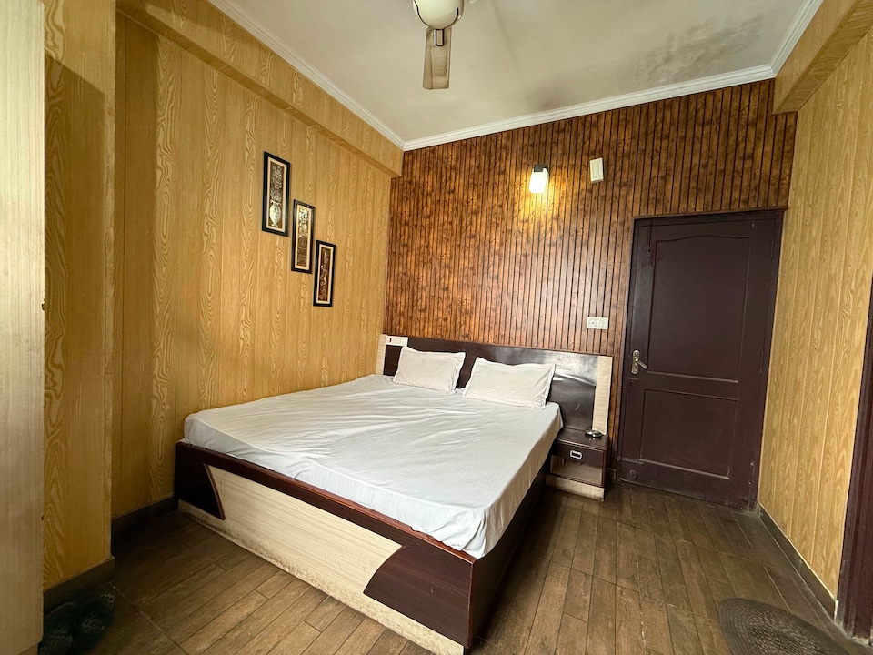 Hotel O Kings Palace & Restaurant , Rudrapur, Rudrapur