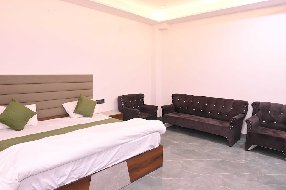 HOTEL O  APPLE TREE , Corporate Complex, Agra