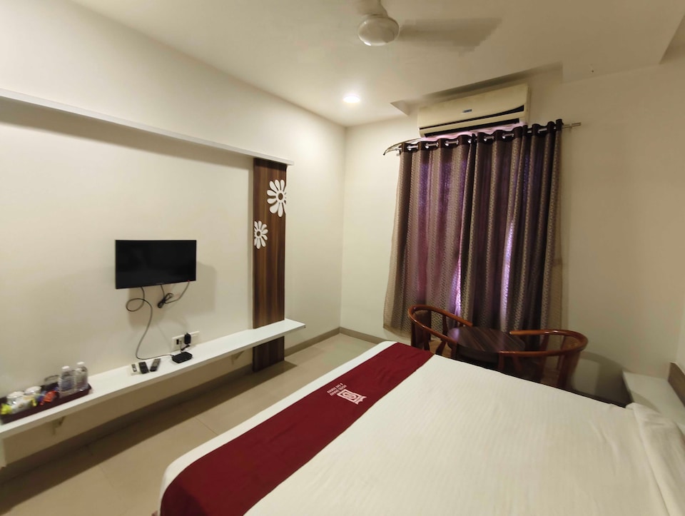 Super Hotel O Shri Saibaba Sansthan Temple Shirdi Formerly Kalpadeep Inn, Shirdi, Shirdi