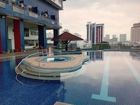 Manila Bay View Mansion Malate by Carnivale Inn