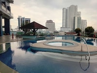 Manila Bay View Mansion Malate by Carnivale Inn