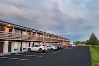 Lake Erie Lodge Oregon OH