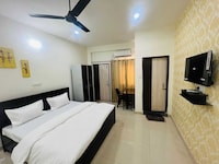 Hotel O Uttaranchal University Formerly Anand Residency