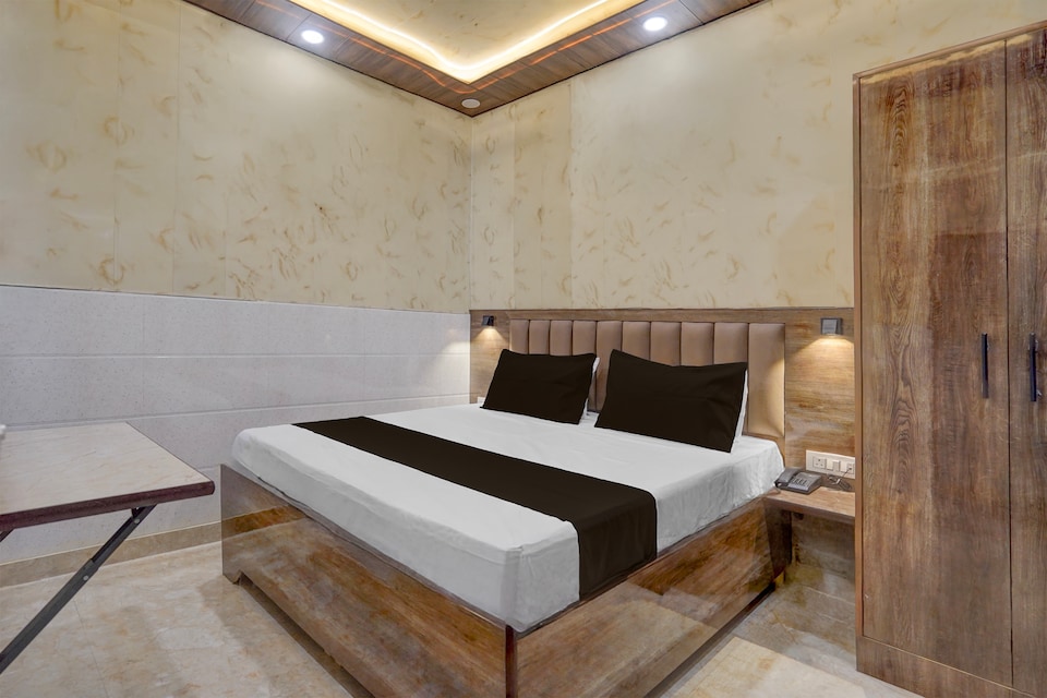 Hotel O  Apex Blue, Ghaziabad City, गाज़ियाबाद