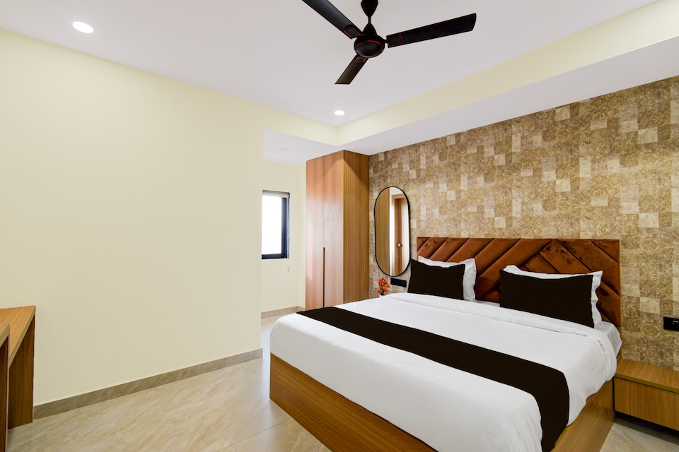 Super Townhouse Oak Miyapur Road Bachupally, Kukatpally, Hyderabad