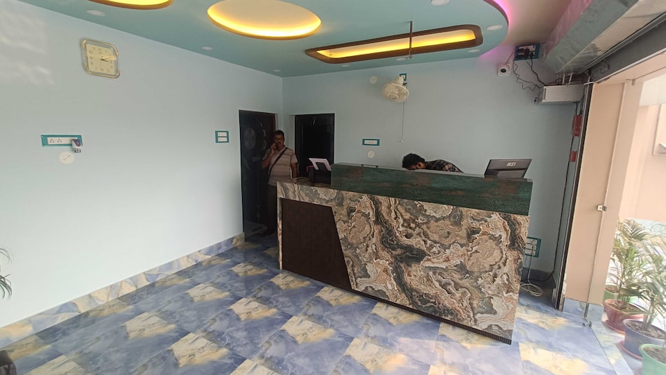 Hotel O  Swapno Puron Hotel & Restuarant , VIP Road Kolkata, Kolkata