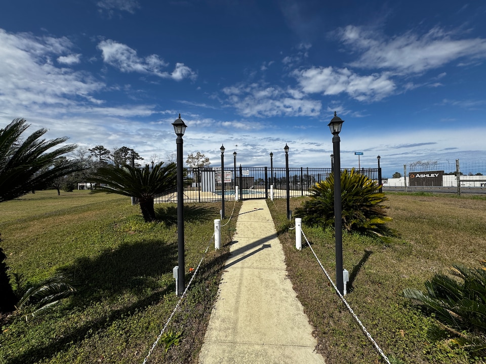 Briarwood Motel Near Valdosta University I 75, C31601-2, Valdosta GA