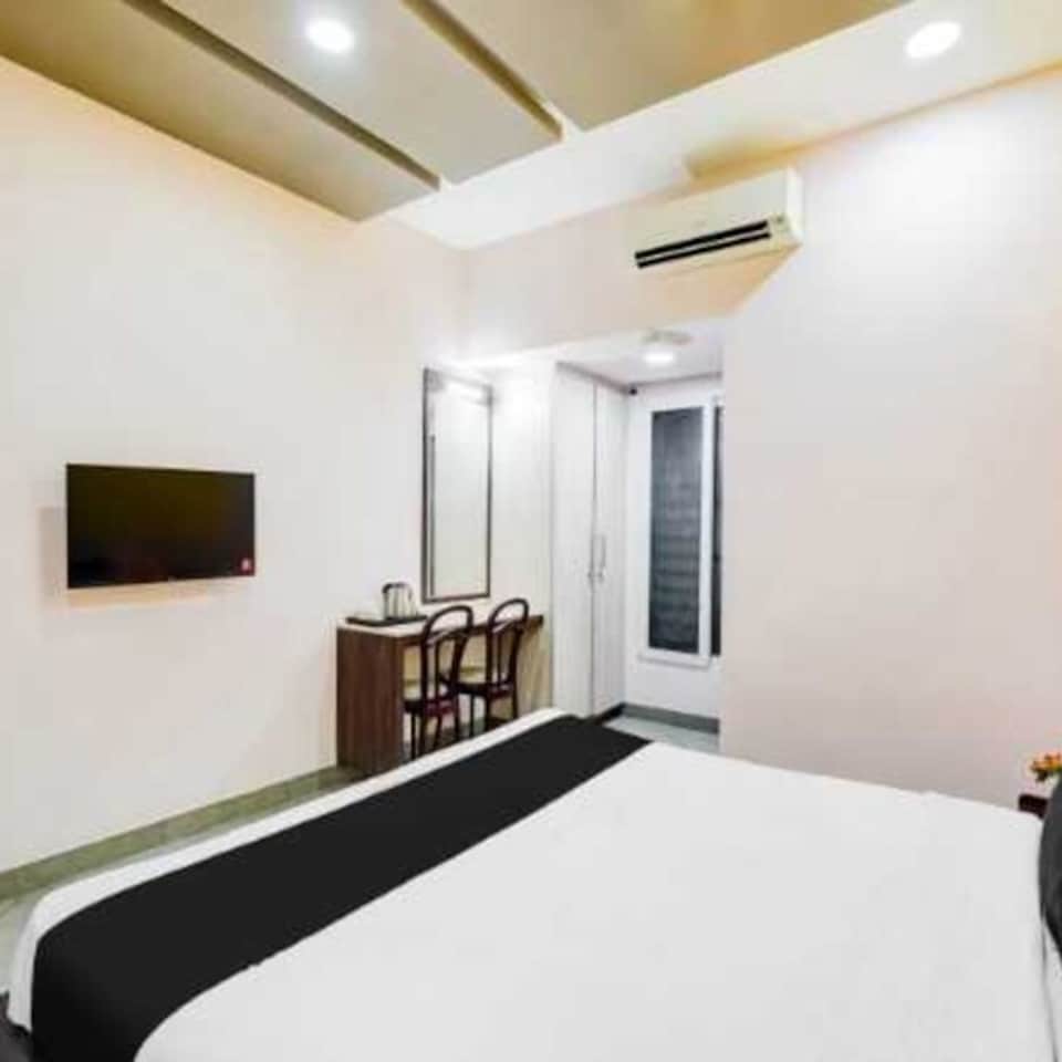 Collection O Sri Varadaraja Perumal Temple Pondicherry Formerly Zamindar Heritage, Pondicherry City Centre, Pondicherry