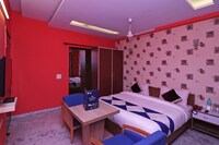 OYO Om Villa Near Omaxe Celebration Mall