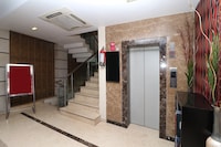 Capital O The Claire Near Leisure Valley Park