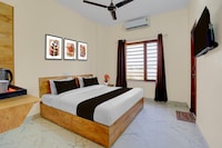 Hotel O Dharampur Crossway